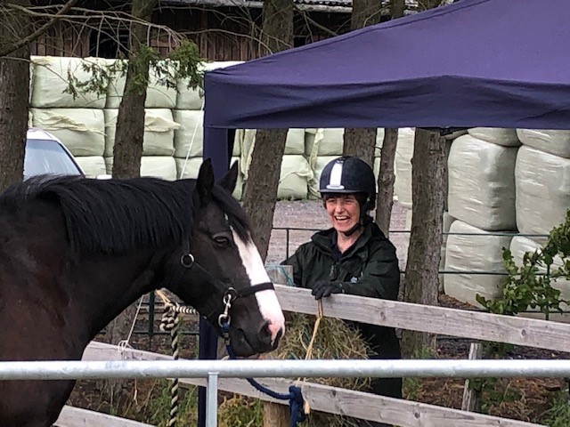 Post image for Fabulous smiles from riders